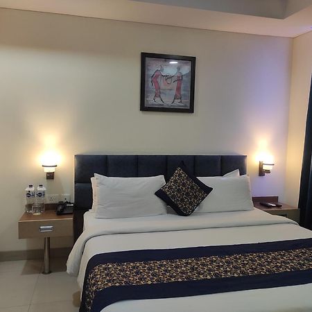 Hyphen Haridwar Grand Hotel Kültér fotó
