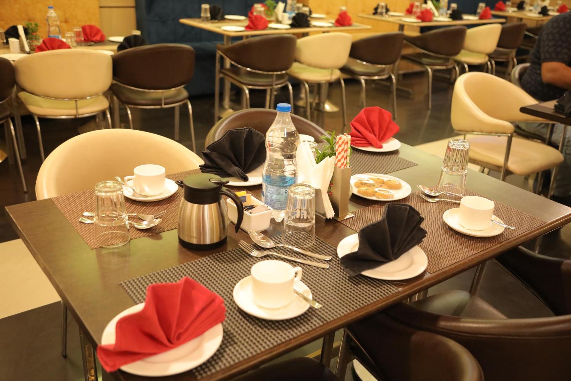 Hyphen Haridwar Grand Hotel Kültér fotó