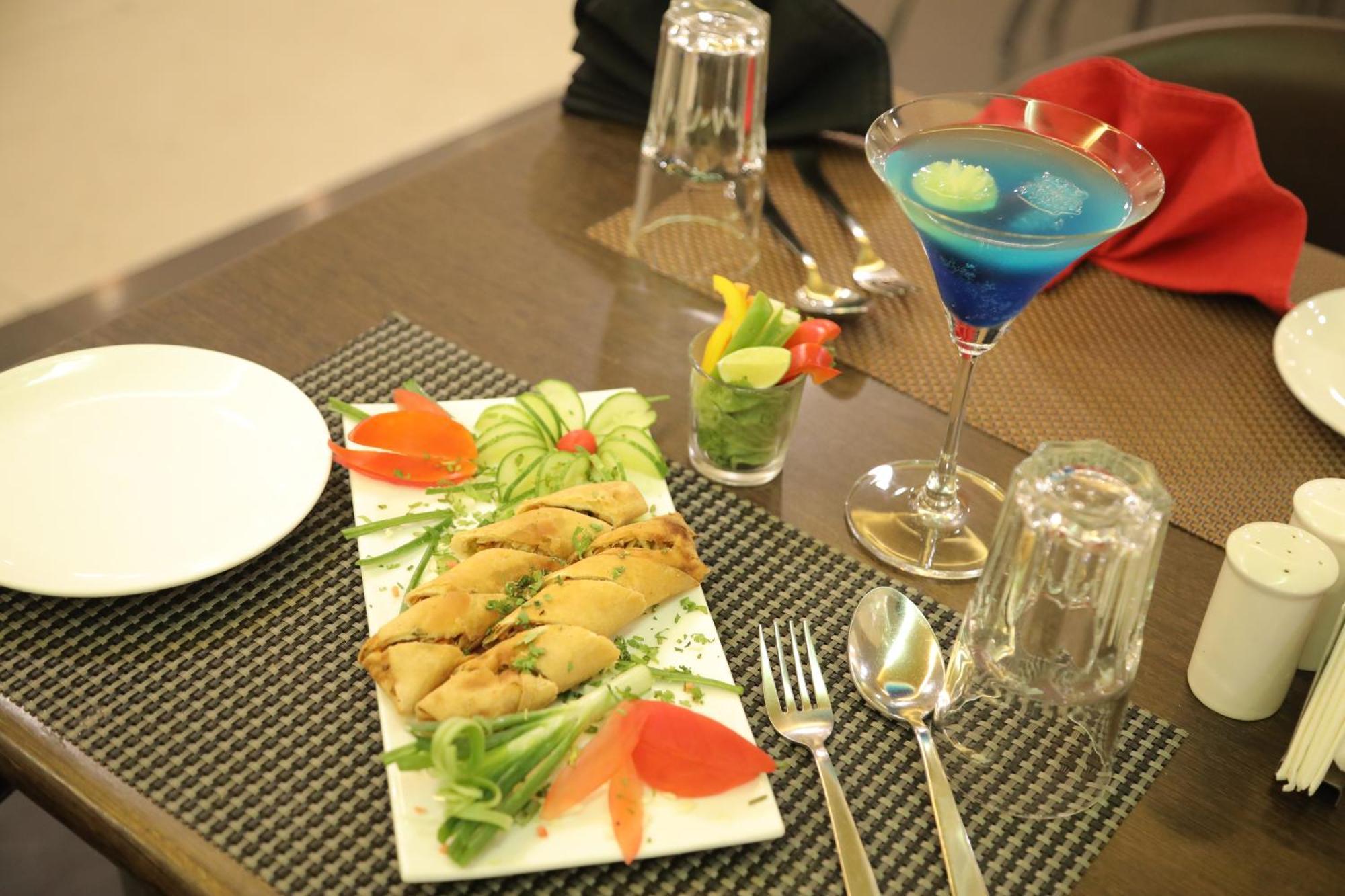 Hyphen Haridwar Grand Hotel Kültér fotó