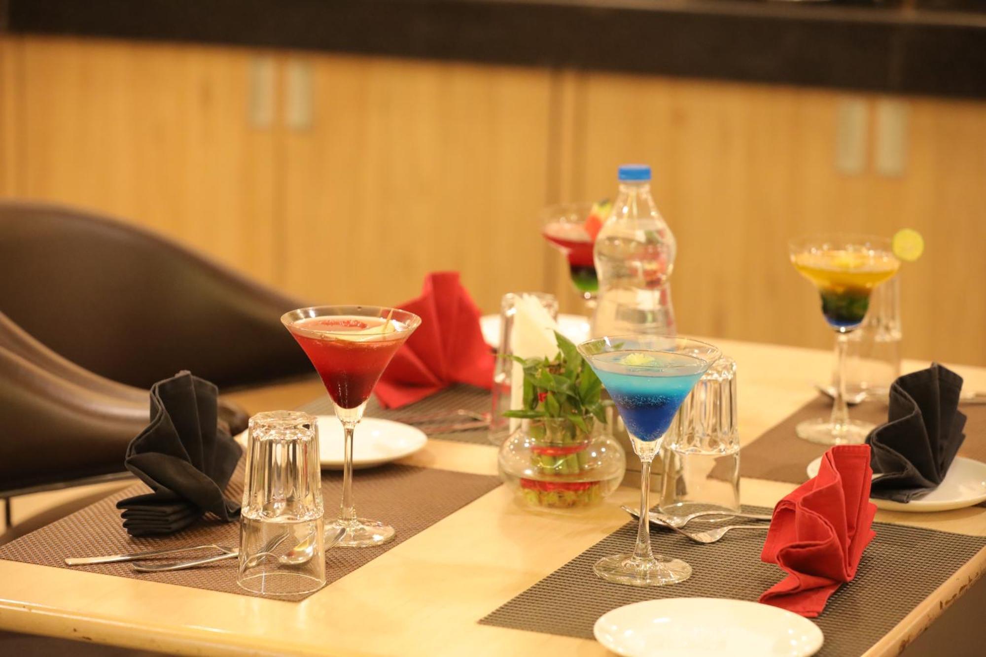 Hyphen Haridwar Grand Hotel Kültér fotó