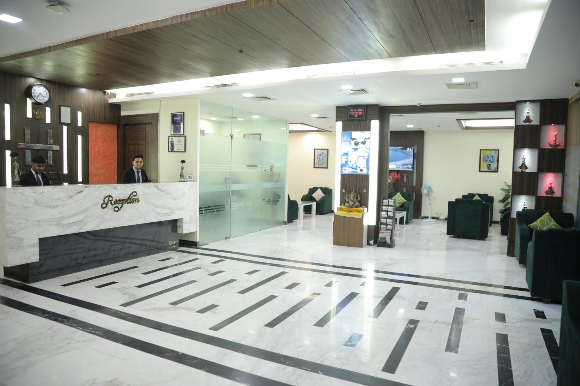 Hyphen Haridwar Grand Hotel Kültér fotó